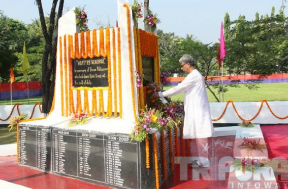 CM Manik Sarkar pays tribute to the martyrâ€™s at A.D.Nagar police reserve ground